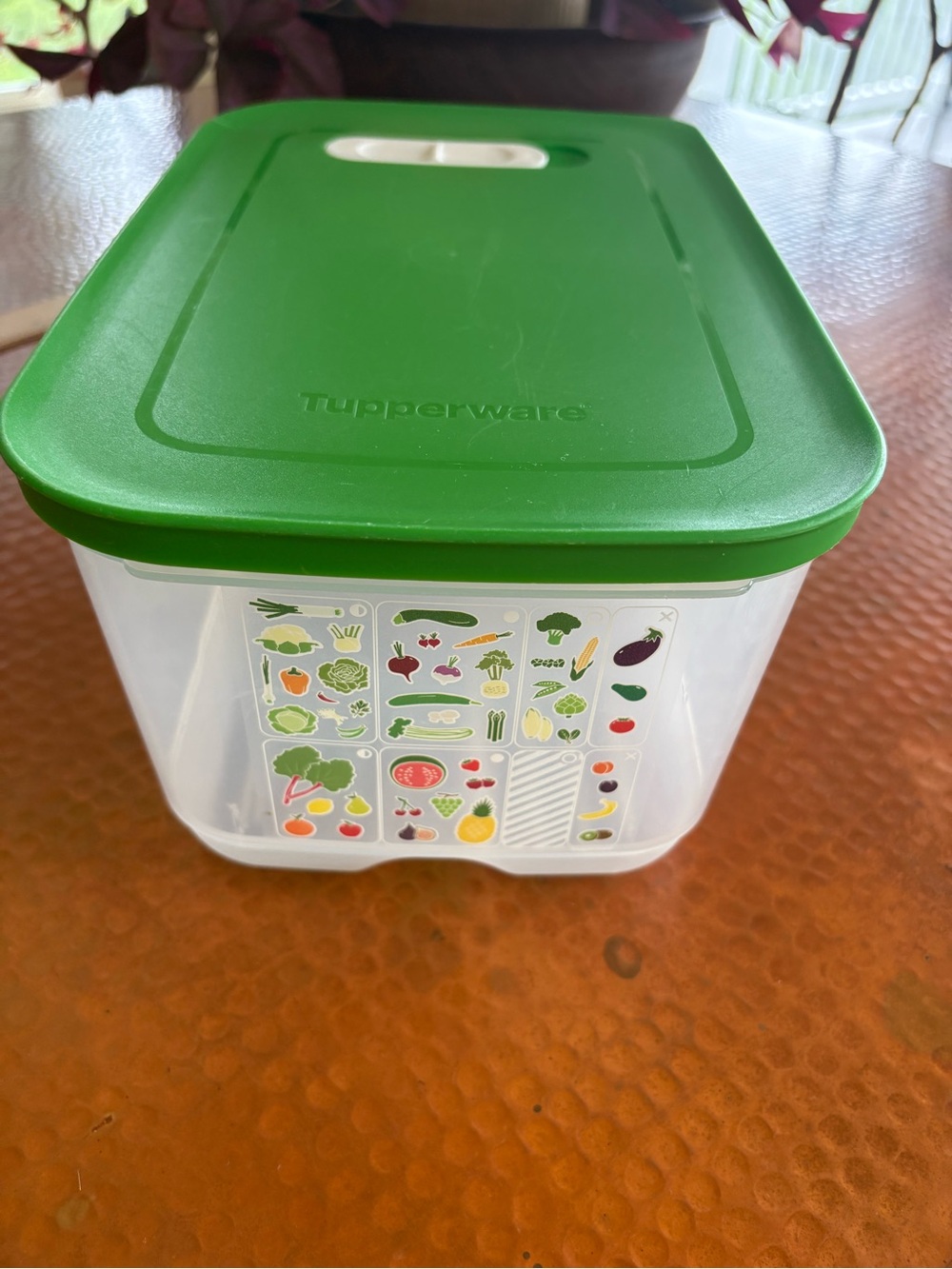 Tupperware Produce Storage Smart FridgeSmart Green Lid Food Storage Container - Picture 4 of 11